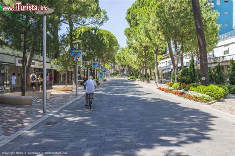 ‭Guardigli‬ in Viale A. Gramsci 72 48016 Milano Marittima.